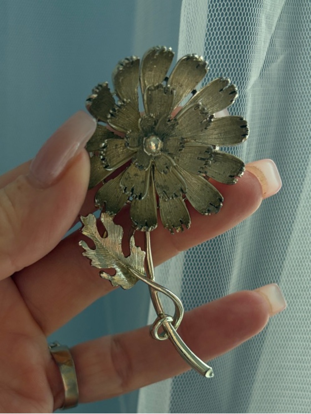 Lisner Vintage Flower Brooch